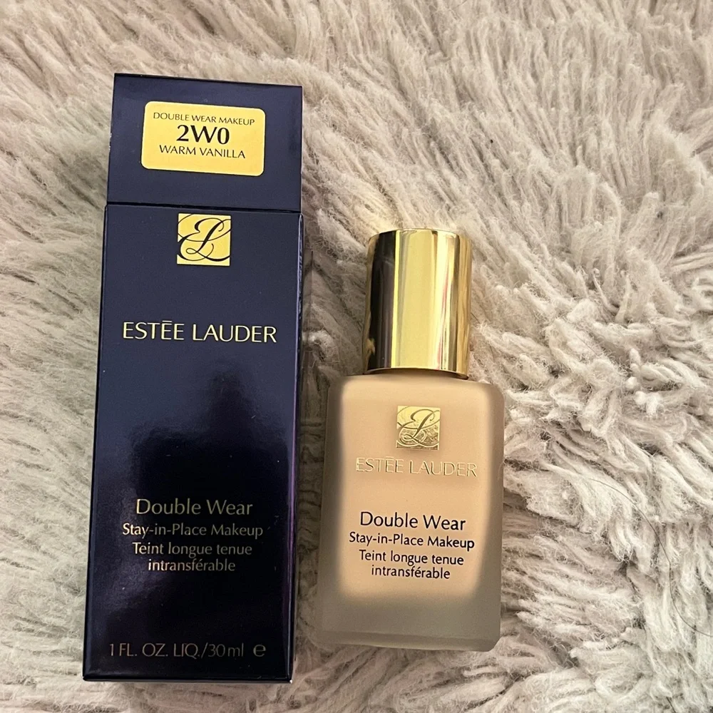 Estee Lauder Double Wear Foundation 2W0 Warm Vanilla